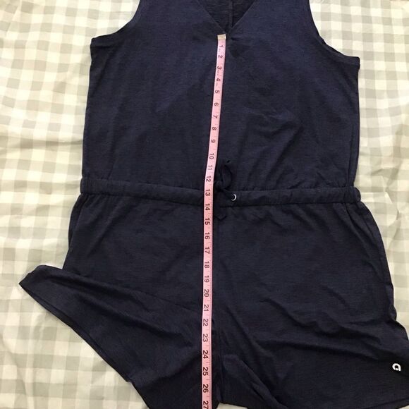 Reitmans Navy Sleeveless Resort Romper Elastic Waist Shortall XL NWT shortall - Picture 12 of 16